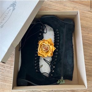 NEW Joyfolie Alvida Black Boots in Box Sz Y1.